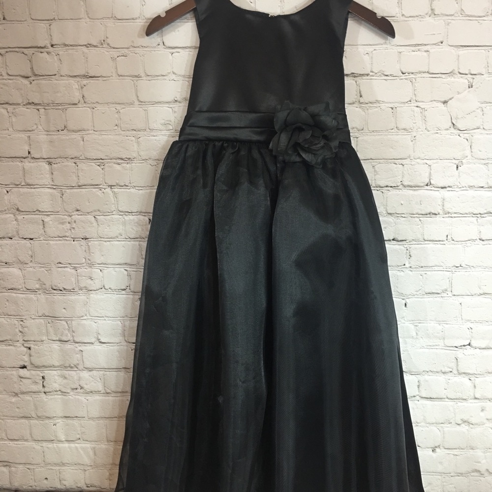 Girls black satin dress with back zipper and bow